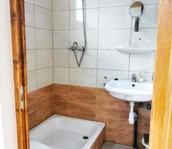 Koeroestorok Apartmanhaz Lejlighed
