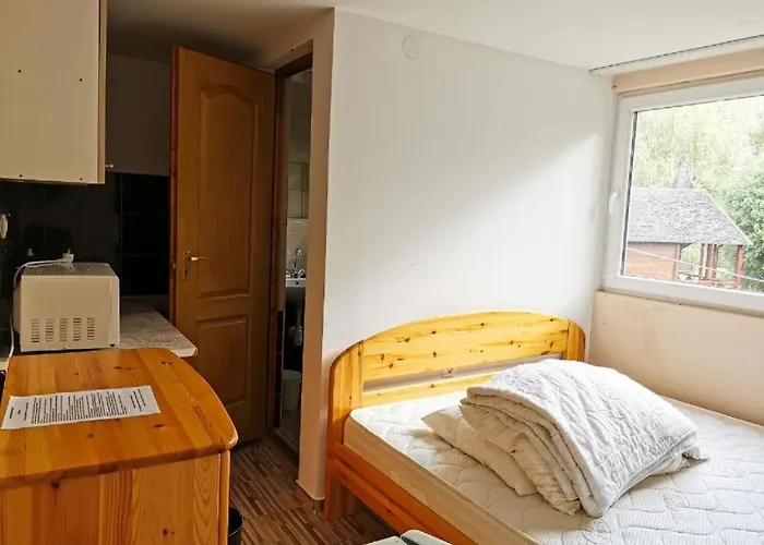 Koeroestorok Apartmanhaz Lejlighed *