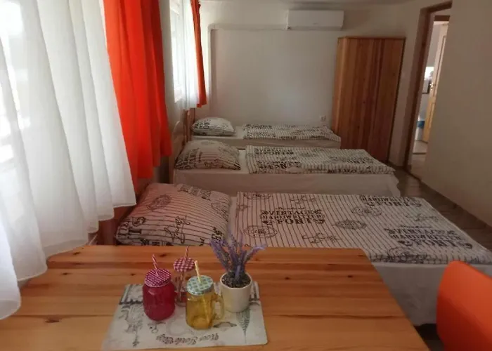 Lejlighed Koeroestorok Apartmanhaz Csongrád