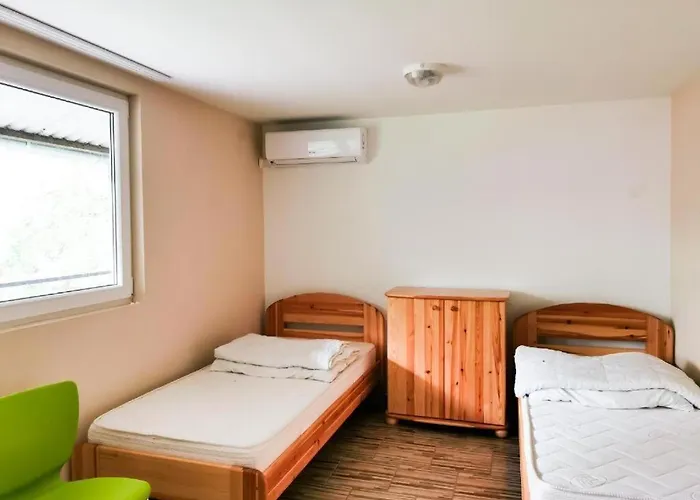 Koeroestorok Apartmanhaz * Csongrád